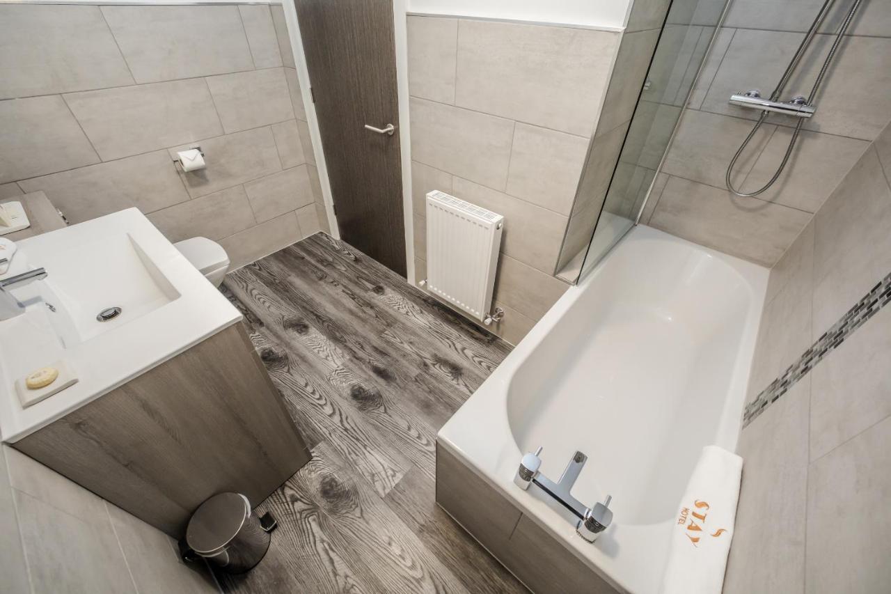 Stay Hotel Huddersfield Dış mekan fotoğraf
